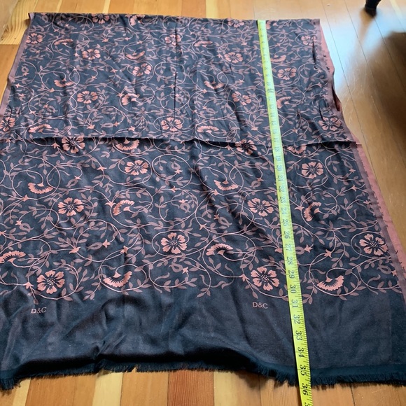 NWOT silk two sided floral pashmina scarf, peach and brown - Picture 5 of 5